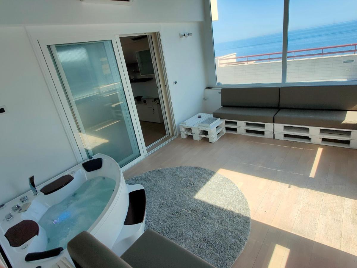 Seafront Suites Bari Zewnętrze zdjęcie